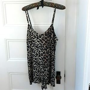 🇺🇸 Dollhouse Betty vintage inspired silk romper leopard print M